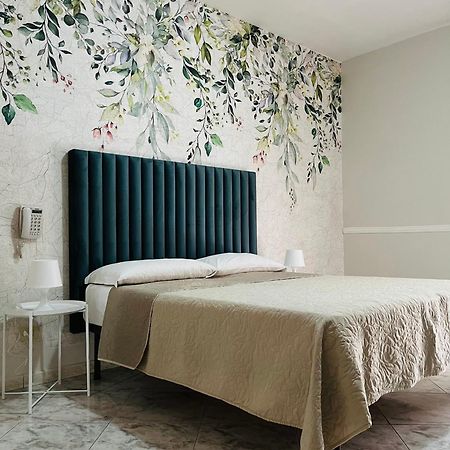 Hotel Stefany Lago Patria Kültér fotó