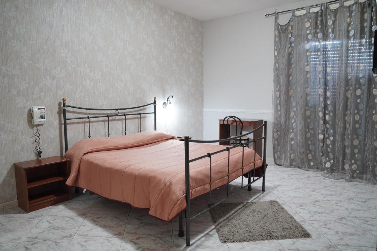 Hotel Stefany Lago Patria Kültér fotó