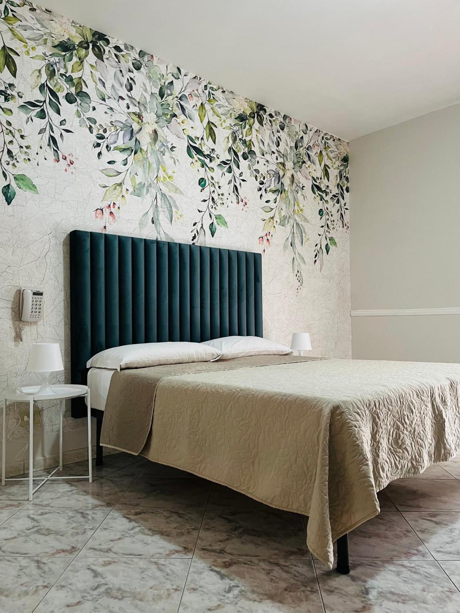 Hotel Stefany Lago Patria Kültér fotó
