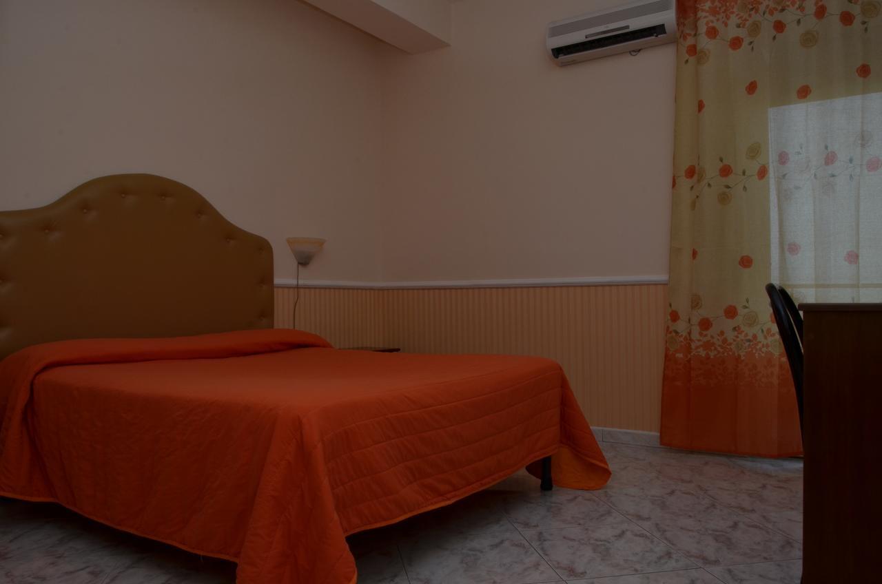 Hotel Stefany Lago Patria Szoba fotó